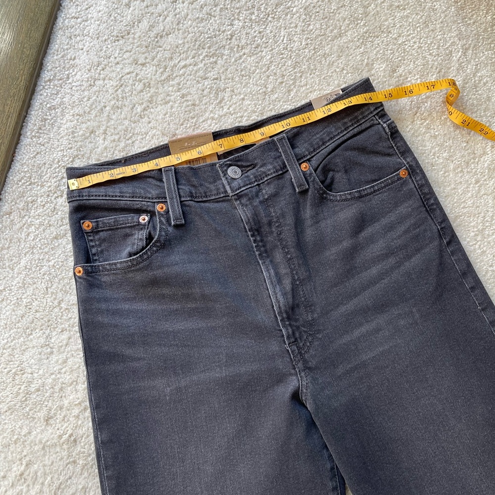 NWT Levi's Ribcage Bells High Rise Women's Jeans Size 29/32 - Picture 9 of 12